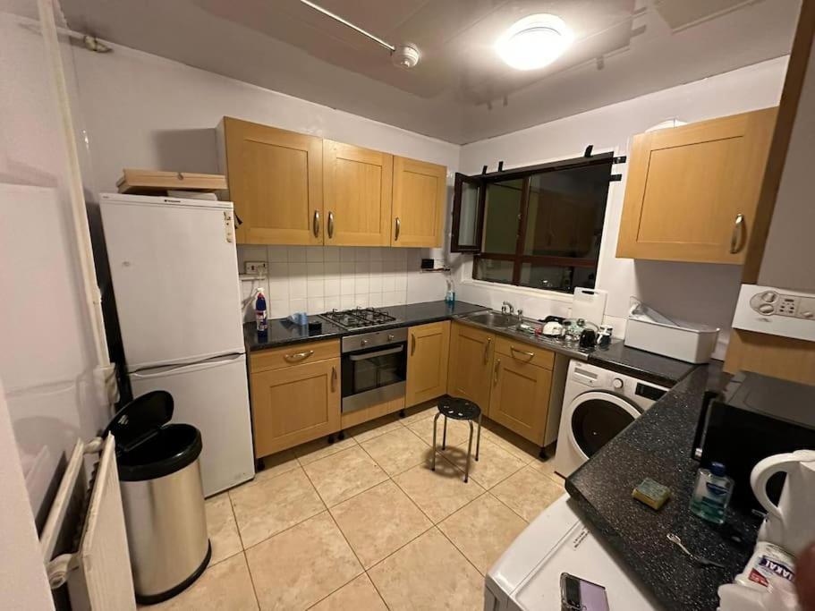 3 Bedroom Flat Kings Cross Лондон Екстериор снимка