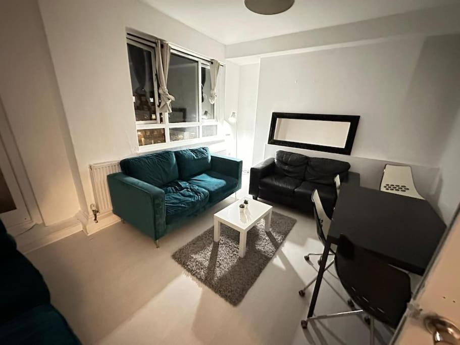 3 Bedroom Flat Kings Cross Лондон Екстериор снимка